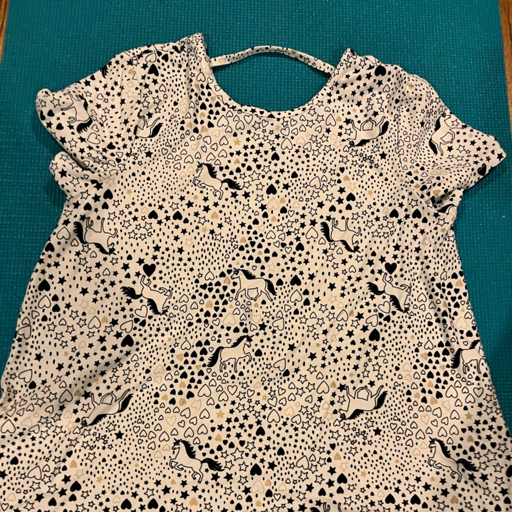 Girls 18 xxl White cotton top with horse print